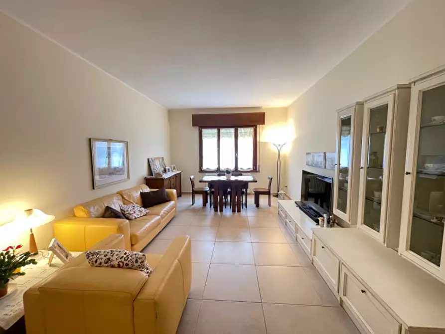 Immagine 5 di Casa indipendente in vendita  a Suzzara