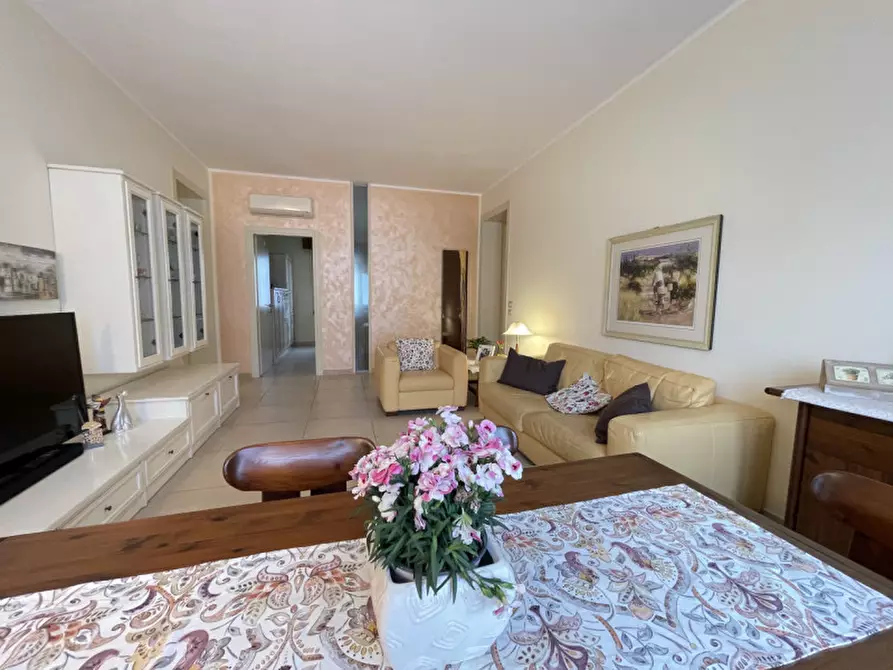 Immagine 8 di Casa indipendente in vendita  a Suzzara