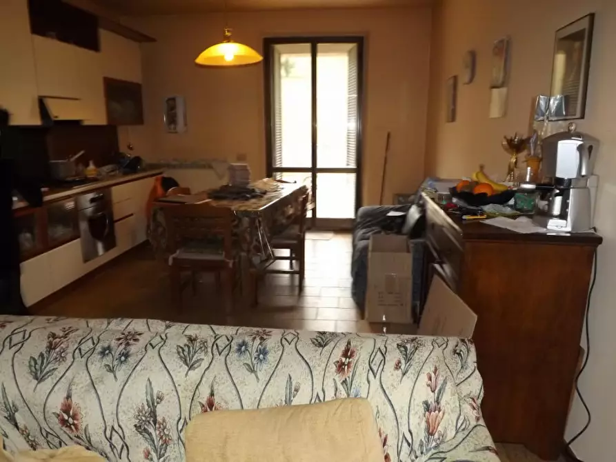 Immagine 2 di Casa indipendente in vendita  a Trecastelli