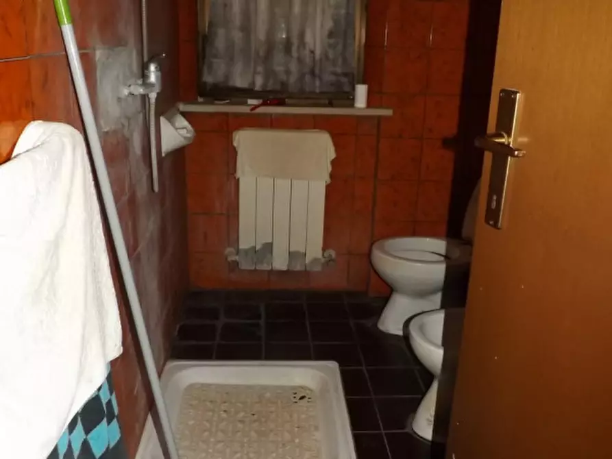 Immagine 8 di Casa indipendente in vendita  a Trecastelli