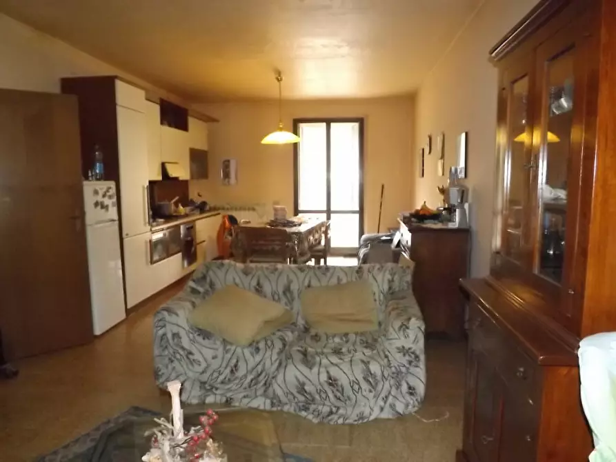 Immagine 11 di Casa indipendente in vendita  a Trecastelli