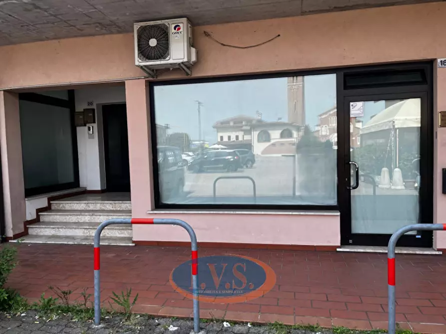 Immagine 5 di Negozio in affitto  in Villafranca Padovana via Firenze 18 a Villafranca Padovana