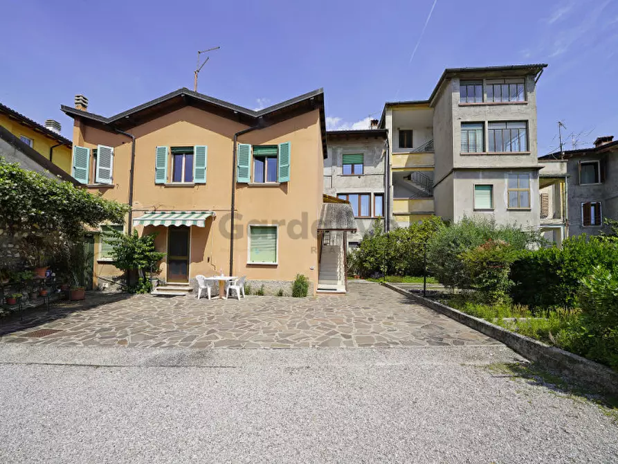 Immagine 17 di Appartamento in vendita  in Via S. Martino a Toscolano-Maderno