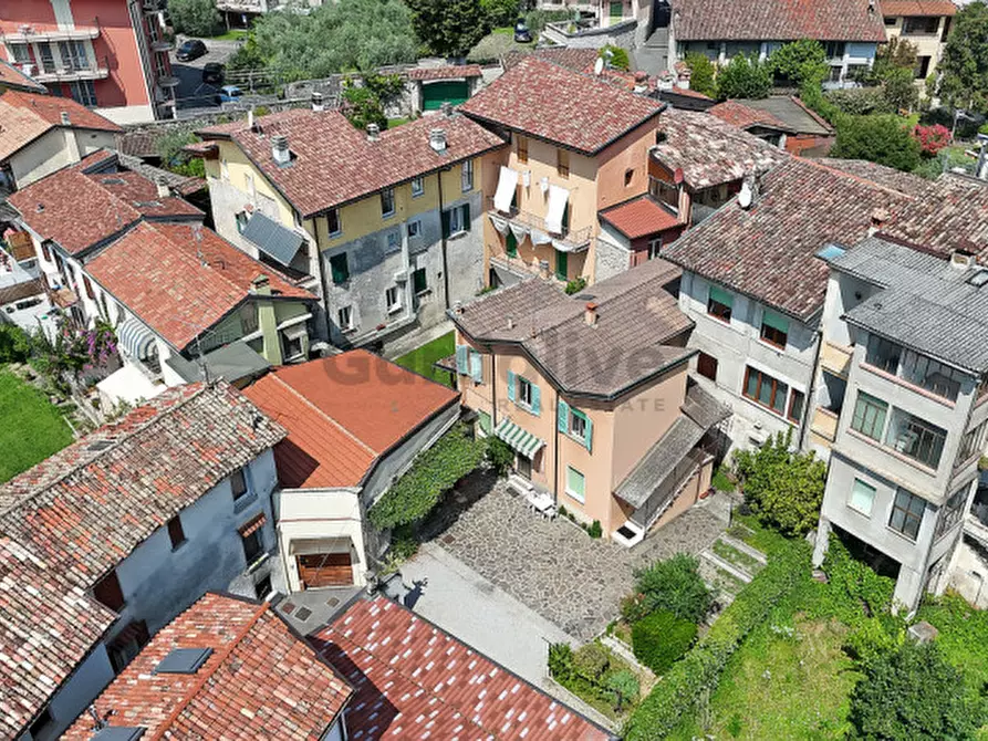 Immagine 22 di Appartamento in vendita  in Via S. Martino a Toscolano-Maderno