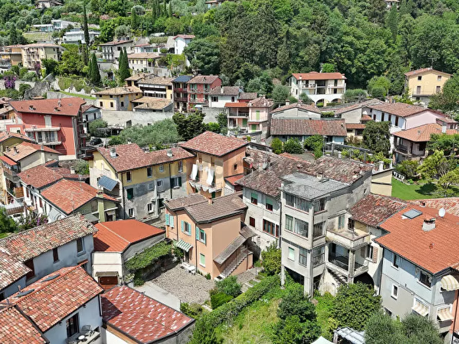 Immagine 24 di Appartamento in vendita  in Via S. Martino a Toscolano-Maderno