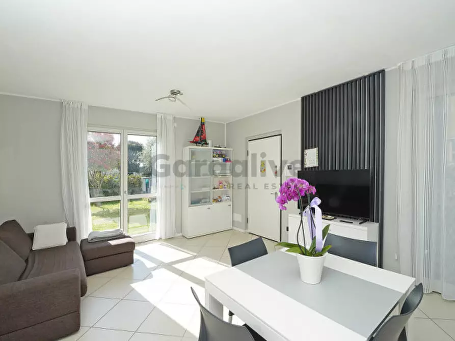 Immagine 2 di Villetta a schiera in vendita  in Via Vitali a Toscolano-Maderno