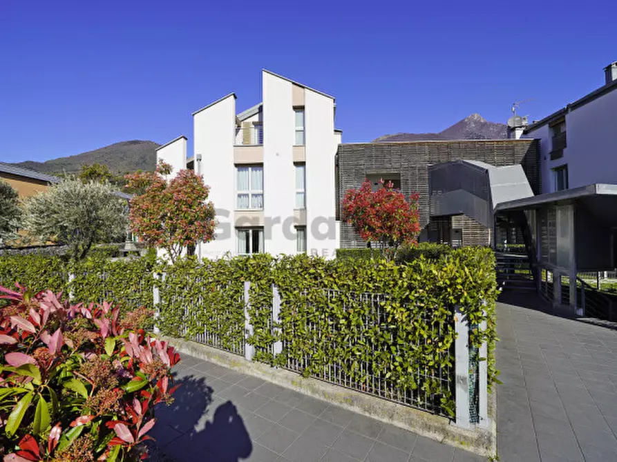 Immagine 11 di Villetta a schiera in vendita  in Via Vitali a Toscolano-Maderno