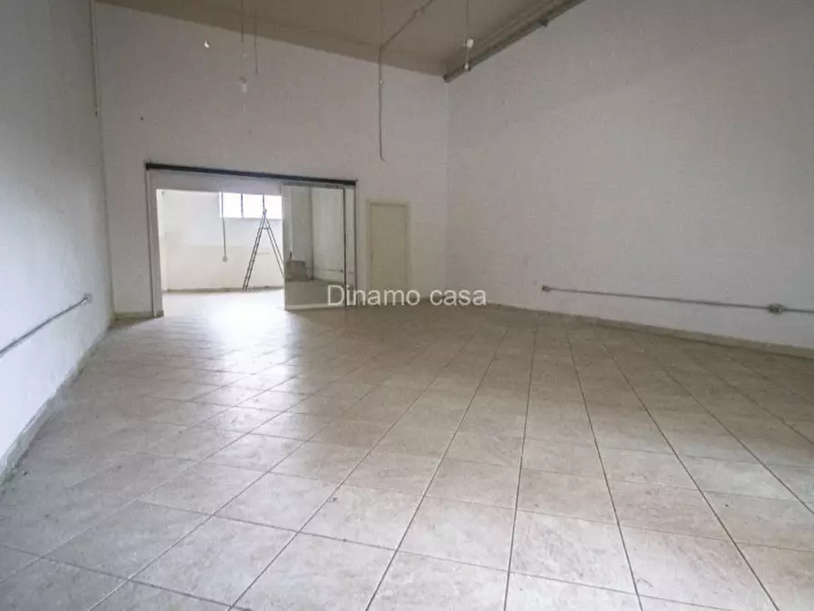 Immagine 11 di Appartamento in vendita  a Prato