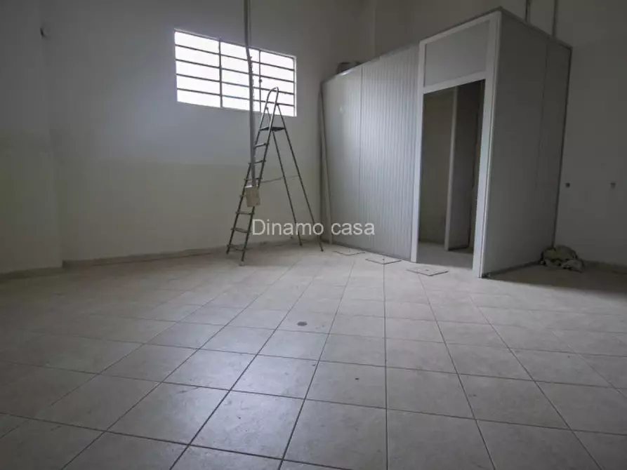 Immagine 12 di Appartamento in vendita  a Prato