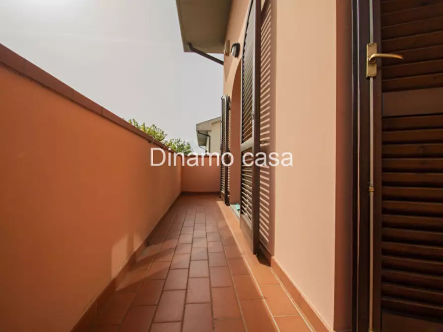 Immagine 26 di Villetta a schiera in vendita  a Prato