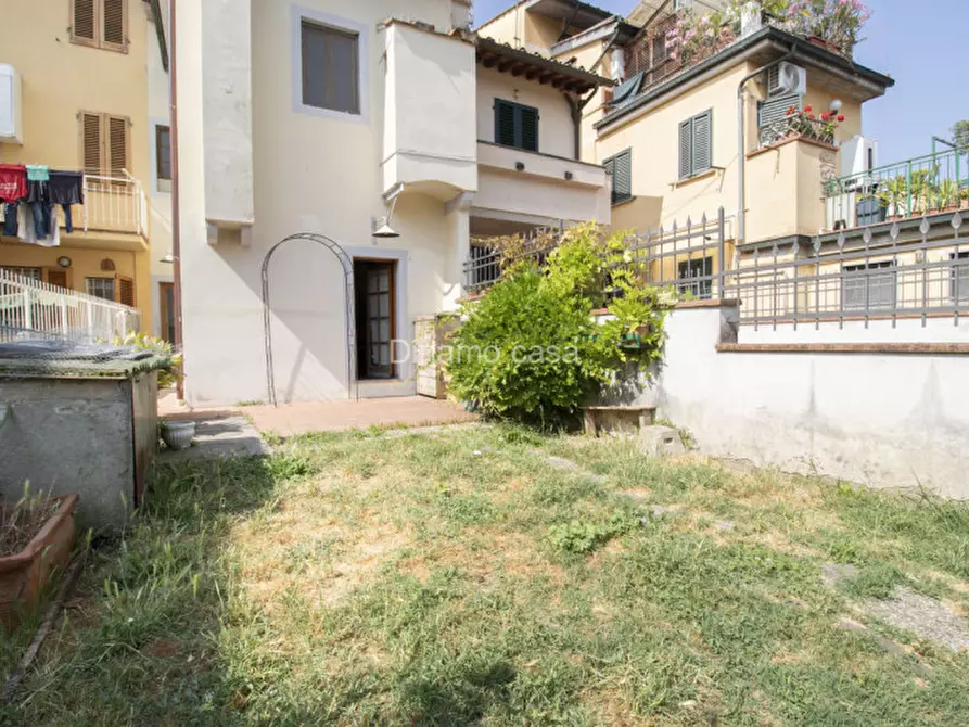 Immagine 24 di Villetta a schiera in vendita  a Poggio A Caiano