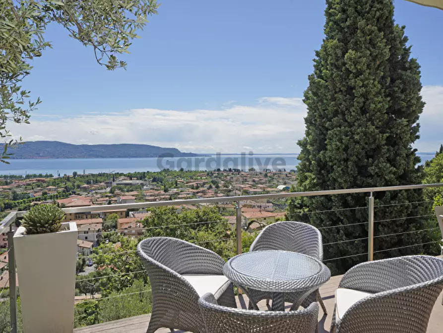 Immagine 2 di Villa in vendita  in Via Sant'Ambrogio 9 a Toscolano-Maderno