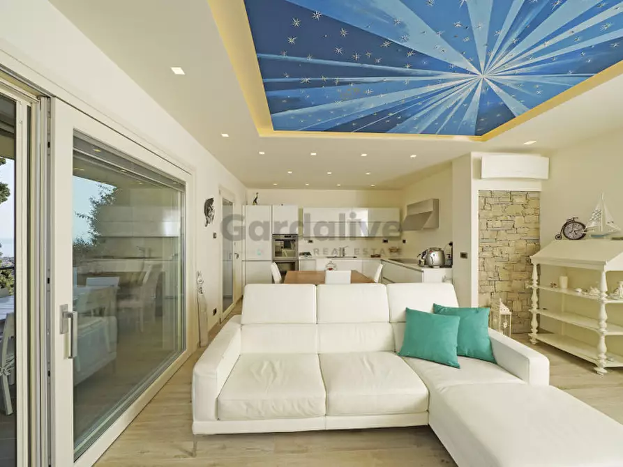 Immagine 9 di Villa in vendita  in Via Sant'Ambrogio 9 a Toscolano-Maderno