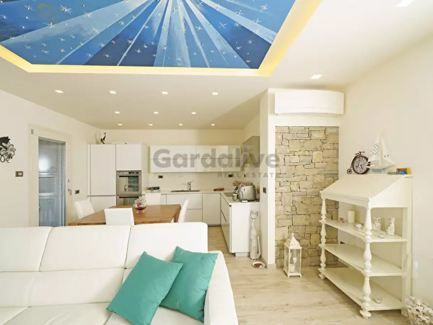 Immagine 12 di Villa in vendita  in Via Sant'Ambrogio 9 a Toscolano-Maderno