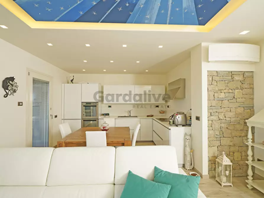 Immagine 13 di Villa in vendita  in Via Sant'Ambrogio 9 a Toscolano-Maderno