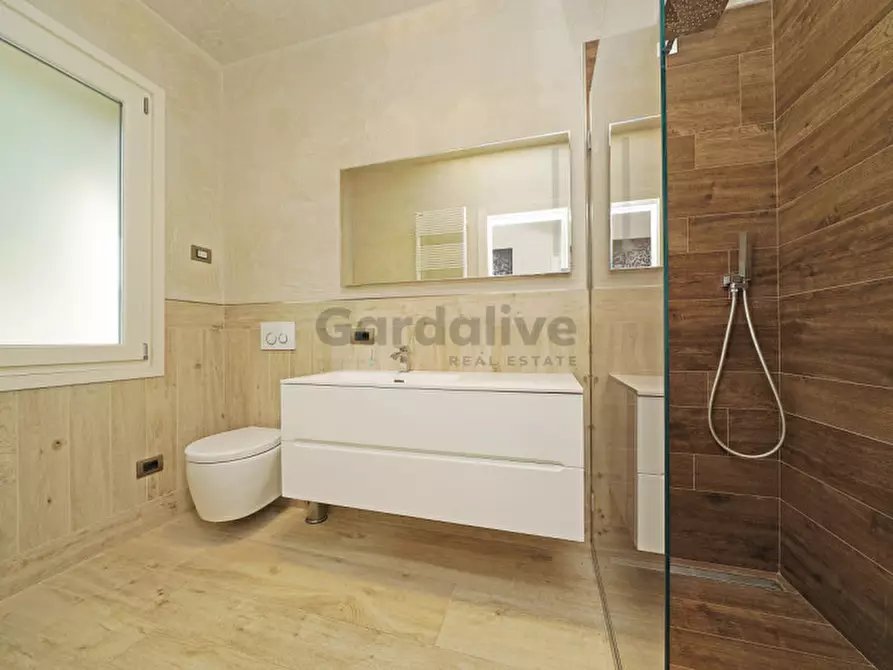 Immagine 25 di Villa in vendita  in Via Sant'Ambrogio 9 a Toscolano-Maderno