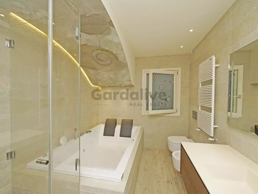 Immagine 30 di Villa in vendita  in Via Sant'Ambrogio 9 a Toscolano-Maderno