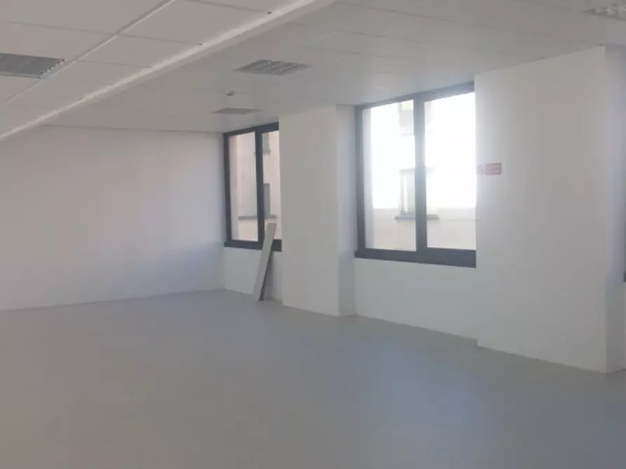 Immagine 4 di Ufficio in affitto  in CORSO LODI a Milano