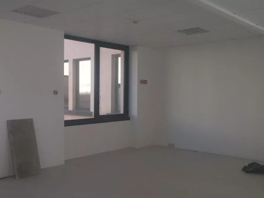 Immagine 5 di Ufficio in affitto  in CORSO LODI a Milano