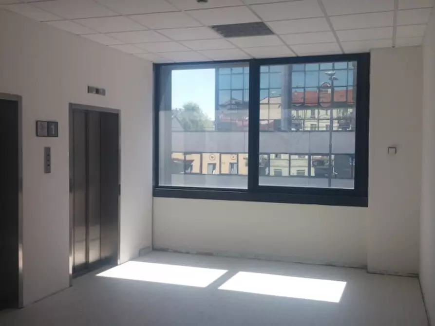 Immagine 22 di Ufficio in affitto  in CORSO LODI a Milano
