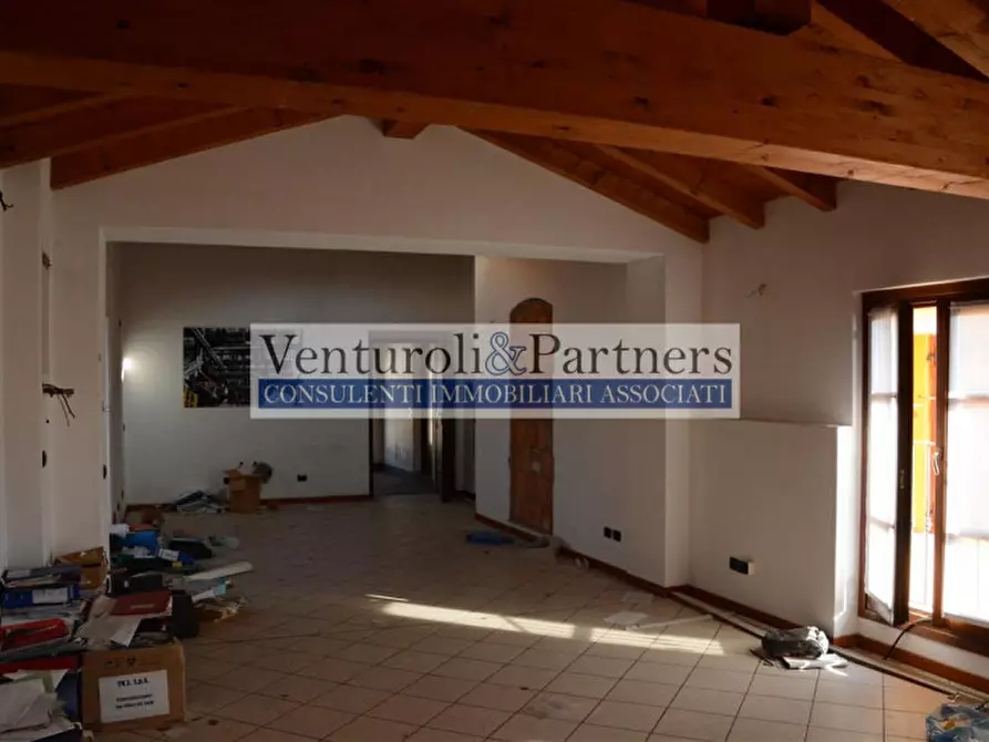 Immagine 14 di Ufficio in vendita  in largo giacomo terzi a Capriolo
