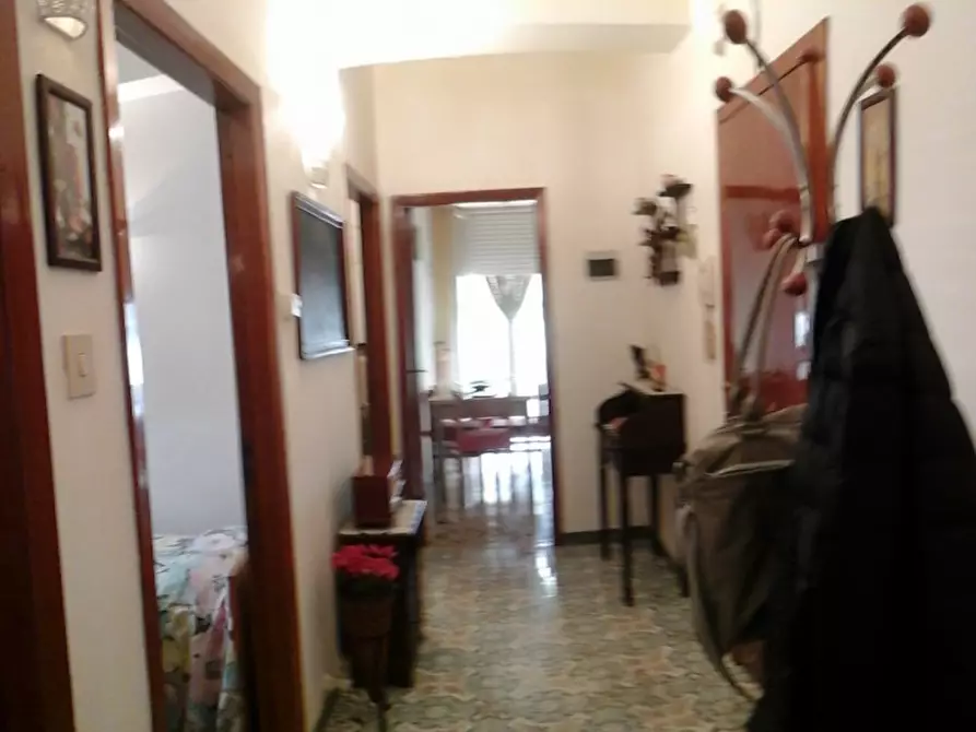 Immagine 11 di Appartamento in vendita  a Senigallia