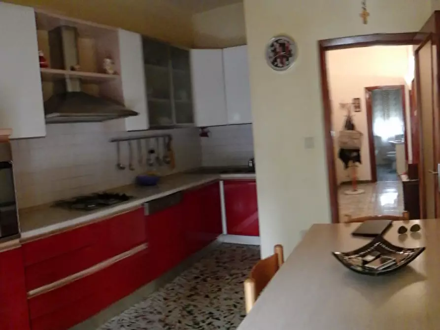 Immagine 13 di Appartamento in vendita  a Senigallia