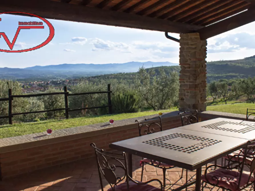 Immagine 15 di Villa in vendita  in via setteponti a Loro Ciuffenna