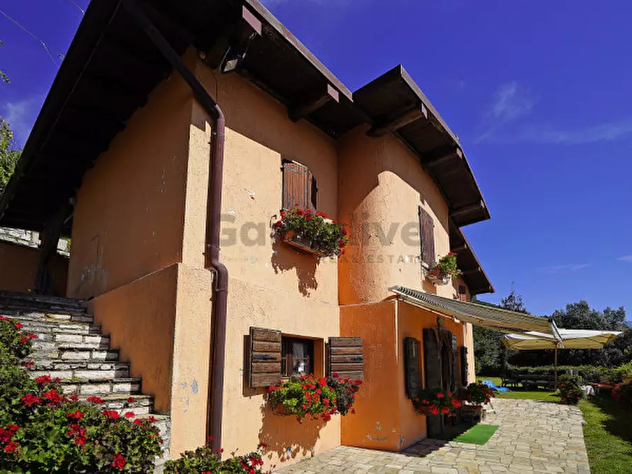 Immagine 2 di Casa indipendente in vendita  in Via Rocca snc a Toscolano-Maderno
