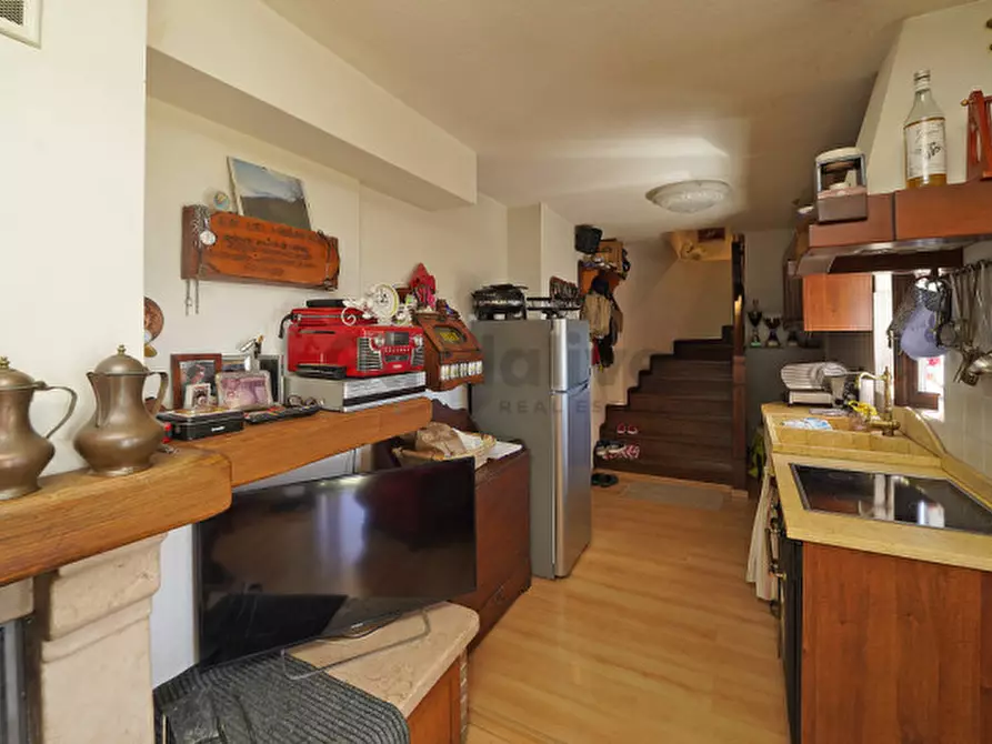 Immagine 9 di Casa indipendente in vendita  in Via Rocca snc a Toscolano-Maderno