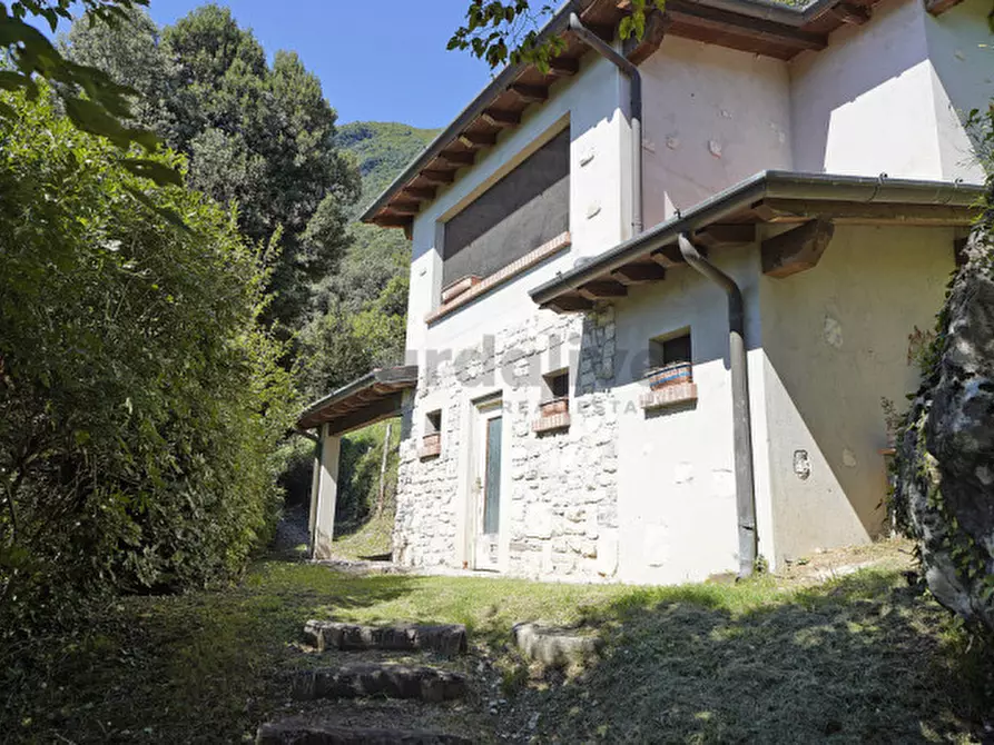 Immagine 35 di Casa indipendente in vendita  in Via Rocca snc a Toscolano-Maderno