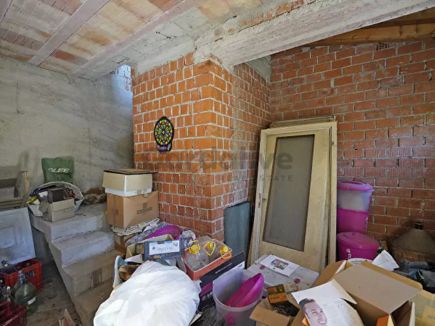 Immagine 36 di Casa indipendente in vendita  in Via Rocca snc a Toscolano-Maderno