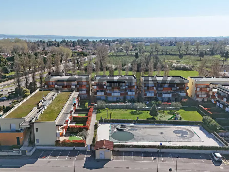Immagine 4 di Appartamento in vendita  in Via Mazzarona 4 a Sirmione