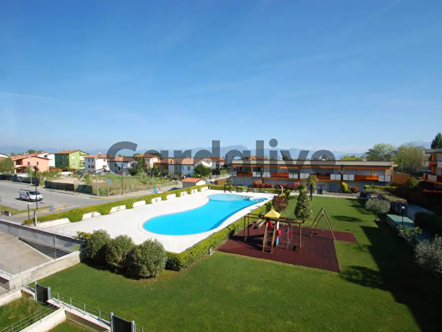 Immagine 8 di Appartamento in vendita  in Via Mazzarona 4 a Sirmione