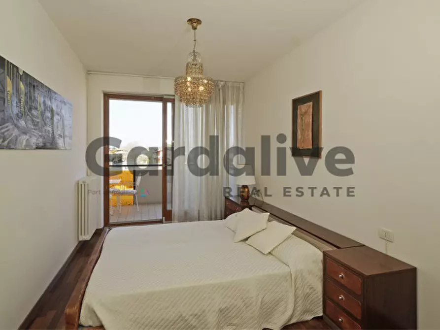 Immagine 15 di Appartamento in vendita  in Via Mazzarona 4 a Sirmione