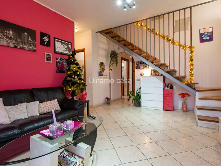 Immagine 7 di Appartamento in vendita  in Via 7 Marzo a Prato