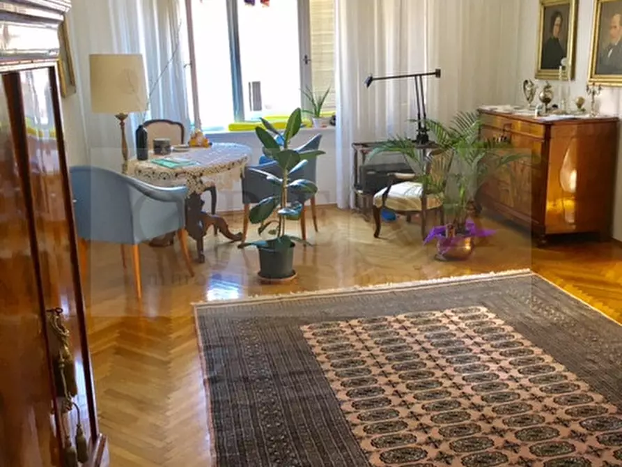 Immagine 4 di Appartamento in affitto  in Via Montello a Bolzano