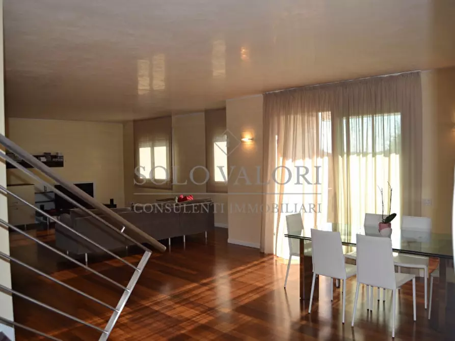 Immagine 2 di Attico in vendita  a Castelfranco Veneto