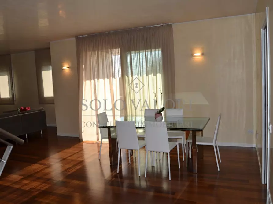 Immagine 3 di Attico in vendita  a Castelfranco Veneto