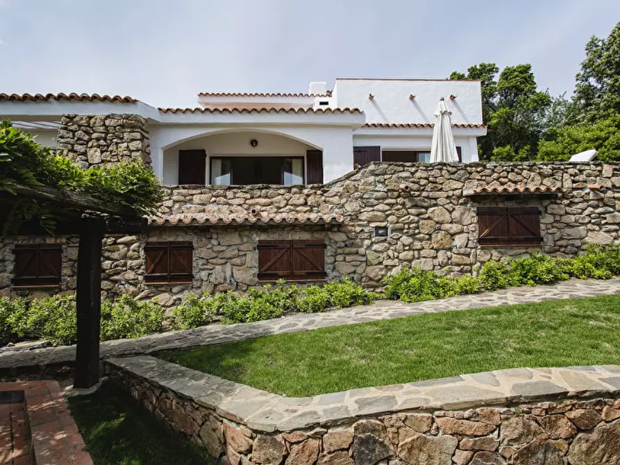 Immagine 12 di Villa in vendita  in CALA GIRGOLU a San Teodoro