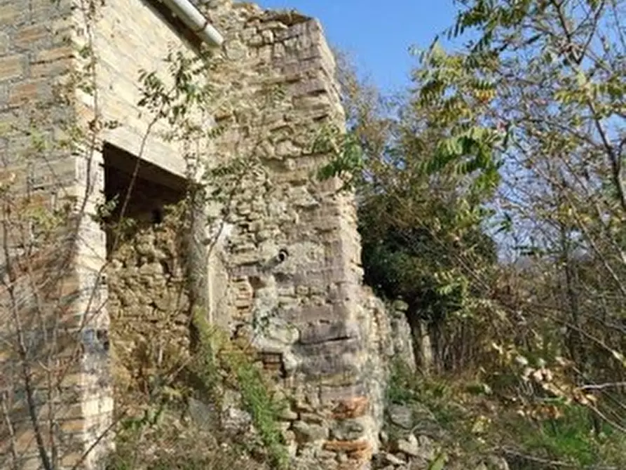 Immagine 5 di Rustico / casale in vendita  a Lunano