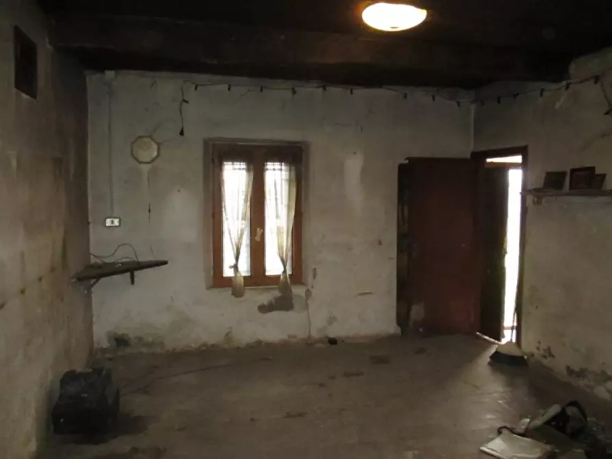 Immagine 11 di Rustico / casale in vendita  a San Costanzo