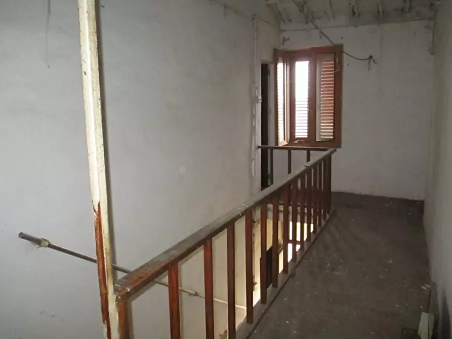 Immagine 16 di Rustico / casale in vendita  a San Costanzo