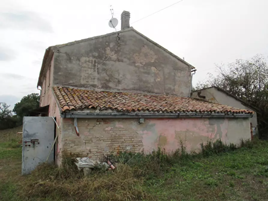 Immagine 31 di Rustico / casale in vendita  a San Costanzo