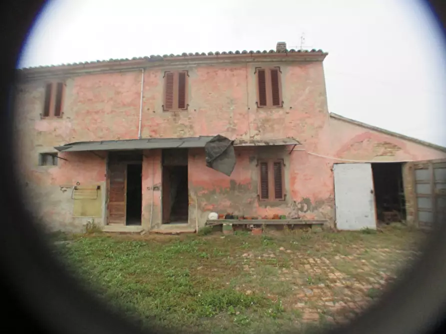 Immagine 35 di Rustico / casale in vendita  a San Costanzo