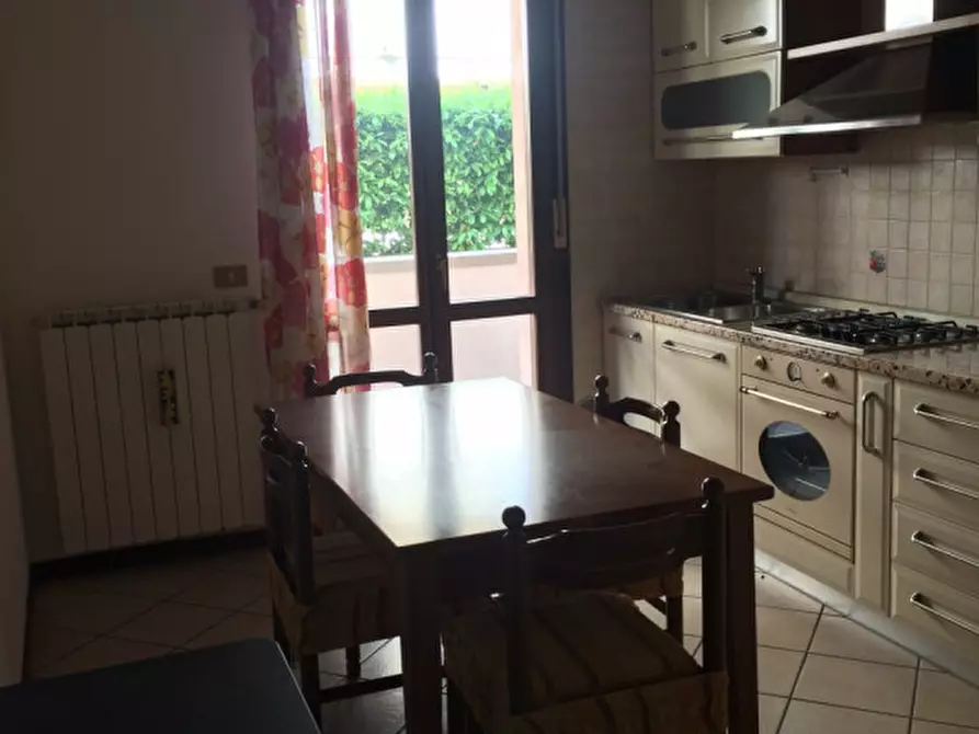 Immagine 1 di Appartamento in vendita  in via Rinuccini a Rovigo