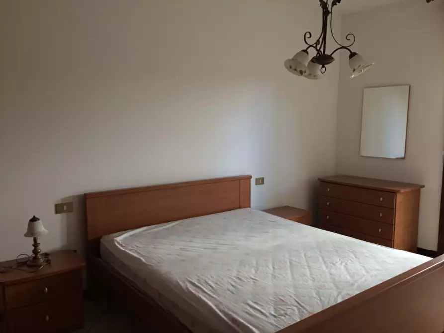 Immagine 3 di Appartamento in vendita  in via Rinuccini a Rovigo
