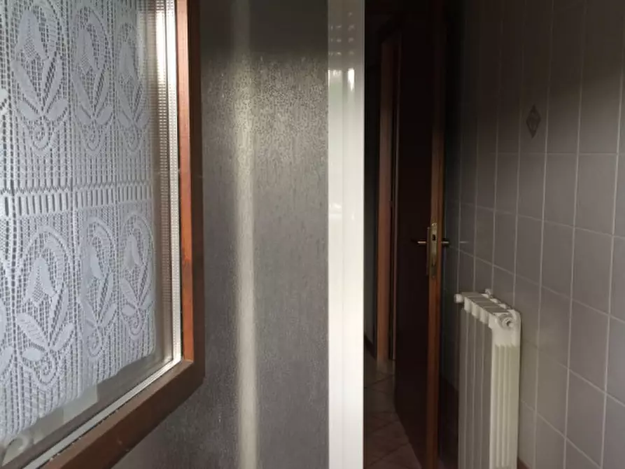 Immagine 6 di Appartamento in vendita  in via Rinuccini a Rovigo