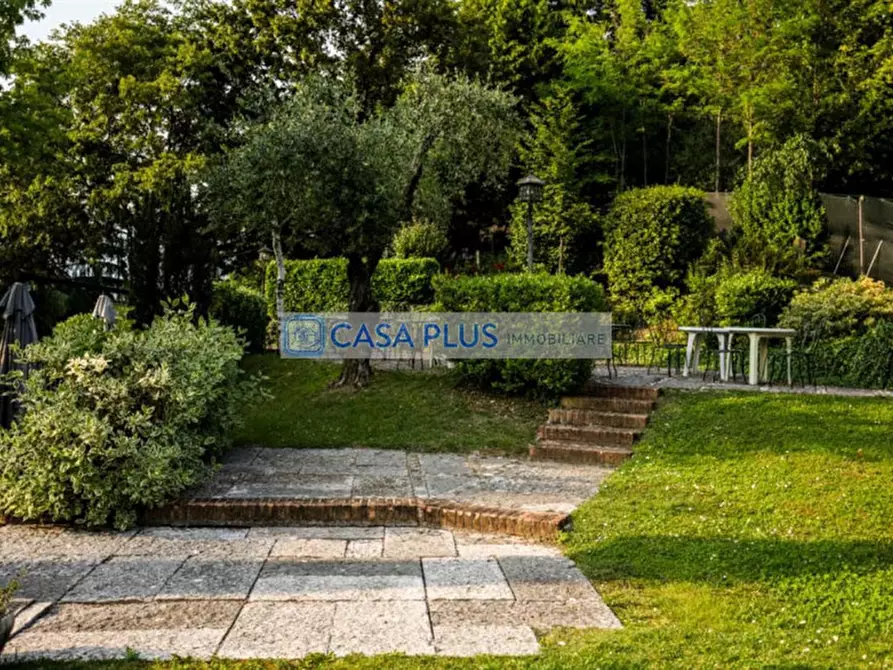 Immagine 18 di Villa in vendita  in CONTRA' SAN GIORGIO 2 a Bassano Del Grappa