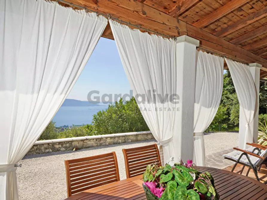 Immagine 2 di Villa in vendita  in Via Sanico a Toscolano-Maderno